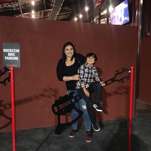 Meet your Posher, Mimi